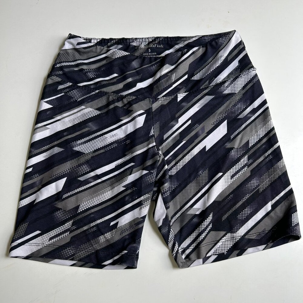 MARIKA WOMEN'S ATHLETIC SHORTS SIZE S